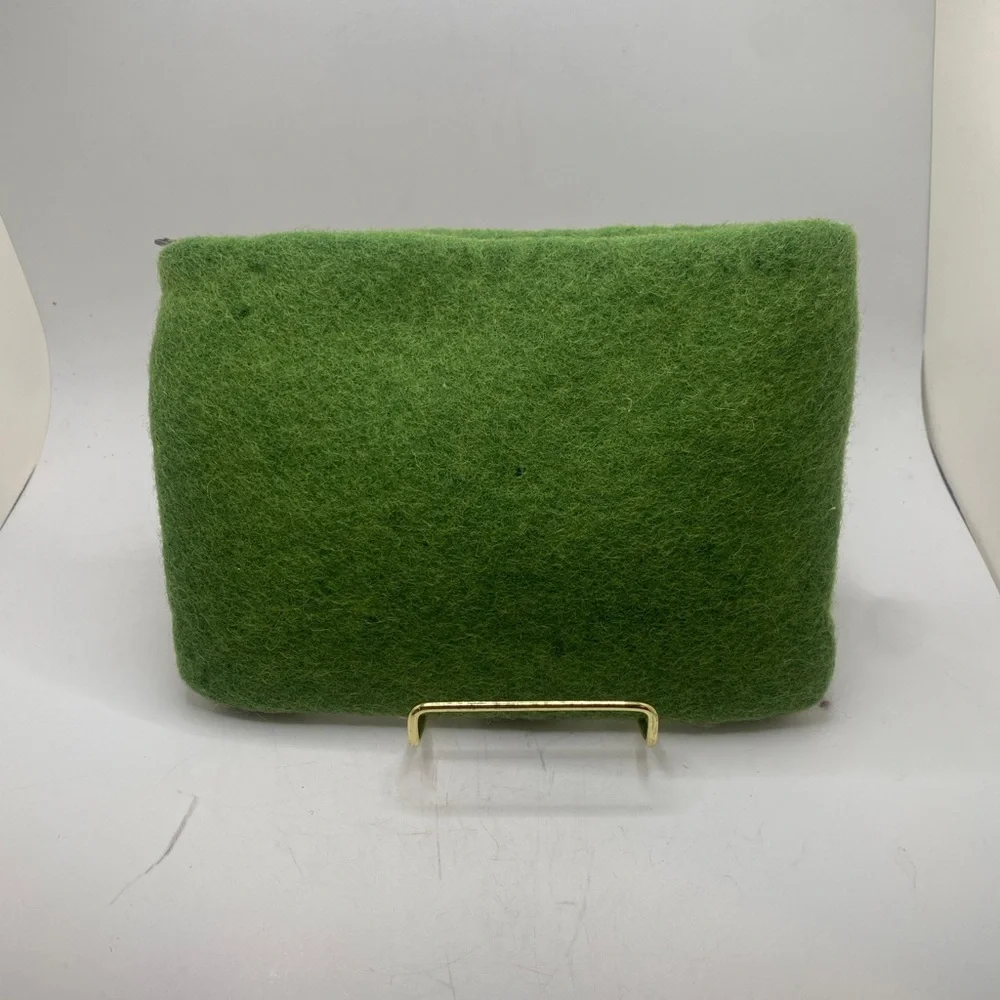 Rising Tide clutch bag handmade, felted wool pouch featuring a floral design - Picture 2 of 10